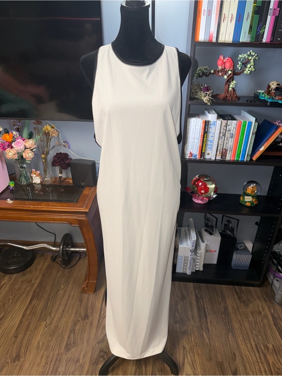 Zara Dresses & Skirts - Zara Cream Sleeveless Maxi Dress/ NWOT